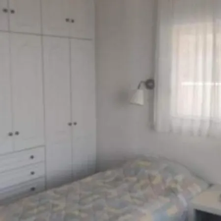 Charming 4-bed In Βίλα Pefkali