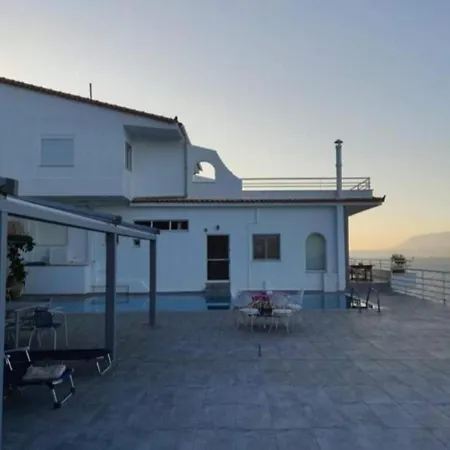 Charming 4-bed In *